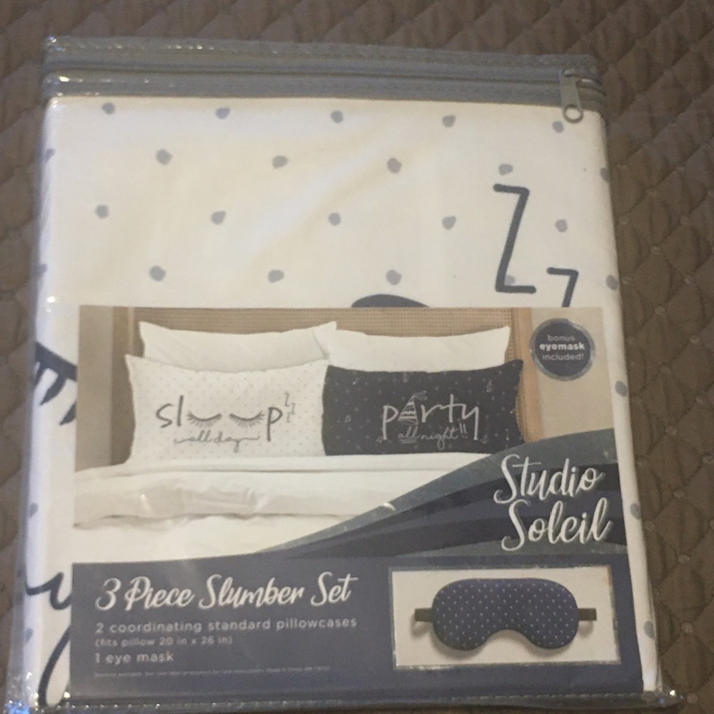 New from Nordstrom Studio Soleil 3 Piece Slumber Set